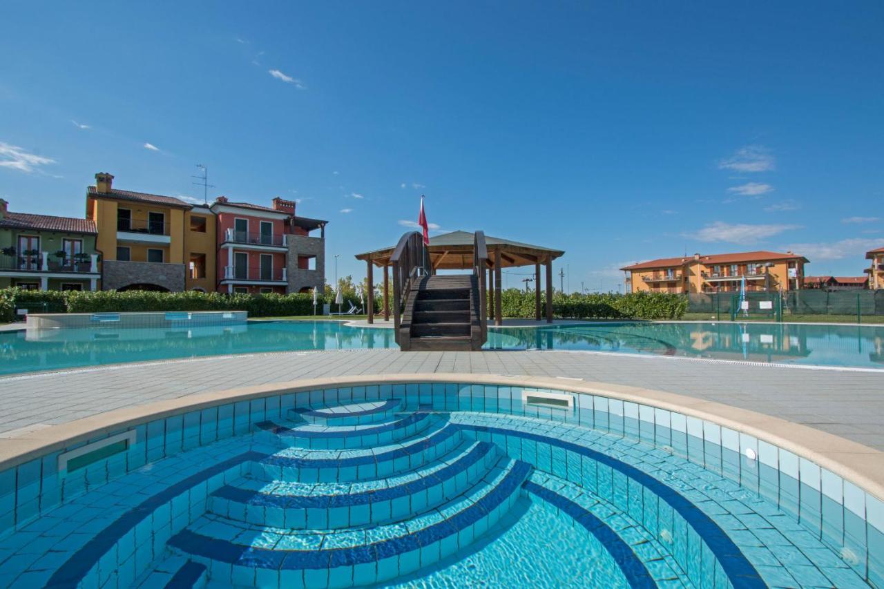 Baglio Degli Ulivi 3 Apartment By Wonderful Italy Sirmione Dış mekan fotoğraf